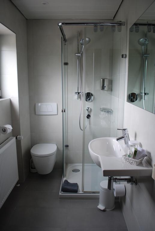 Hotel Baeren Gaertringen Bagian luar foto