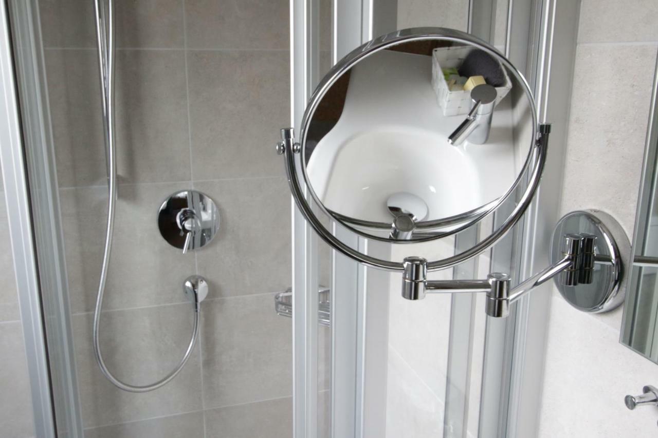 Hotel Baeren Gaertringen Bagian luar foto